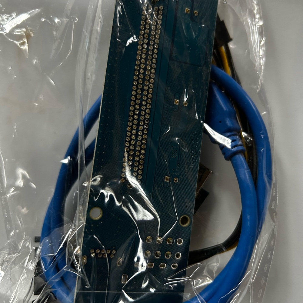 PCI-E Riser Card with USB 3.0 Cable - Picture 2 of 3